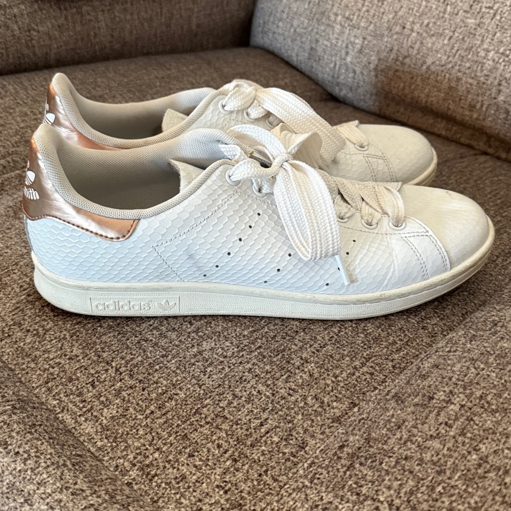 Adidas Women's Stan Smith Streetwear